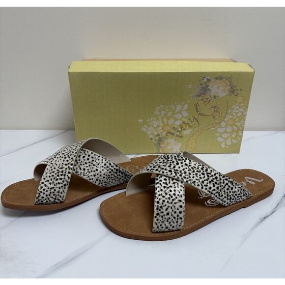 Very G Seaside Women’s Sandals Size 9 Spotted Criss Cross Faux Fur Slip On - Picture 1 of 8